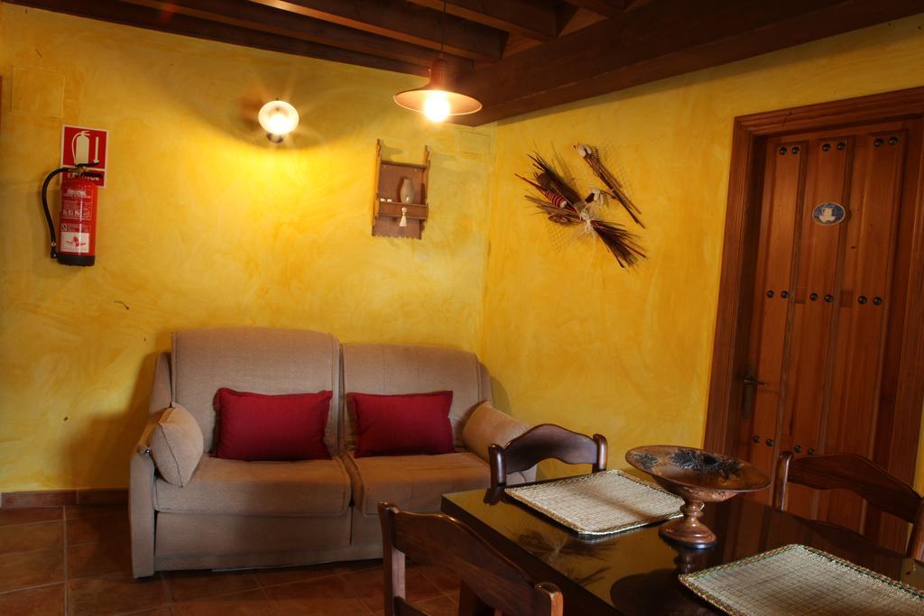 Apartamentos Rurales La Solana Robledillo De Gata Exterior foto